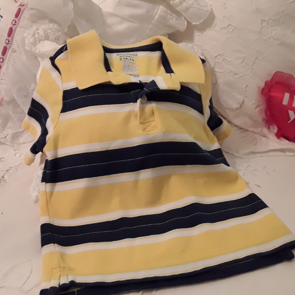 LOT OF 4  DESIGNER TODDLERS SHIRTS 18 - 24 MONTHS - Picture 8 of 8
